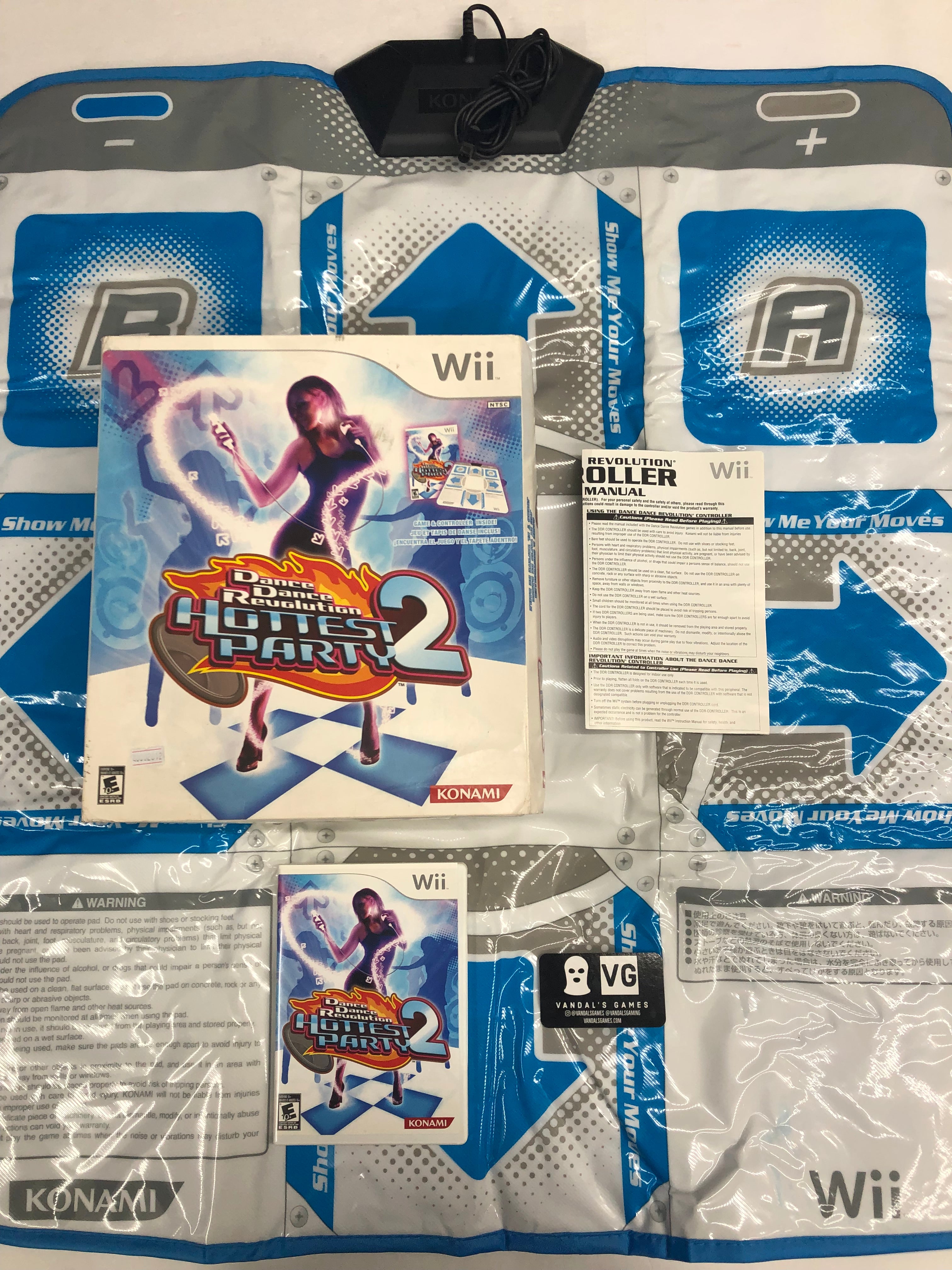 NINTENDO authentic Wii Dance Dance Revolution: Hottest Party 2 GAME & MAT CONTROLLER NEW