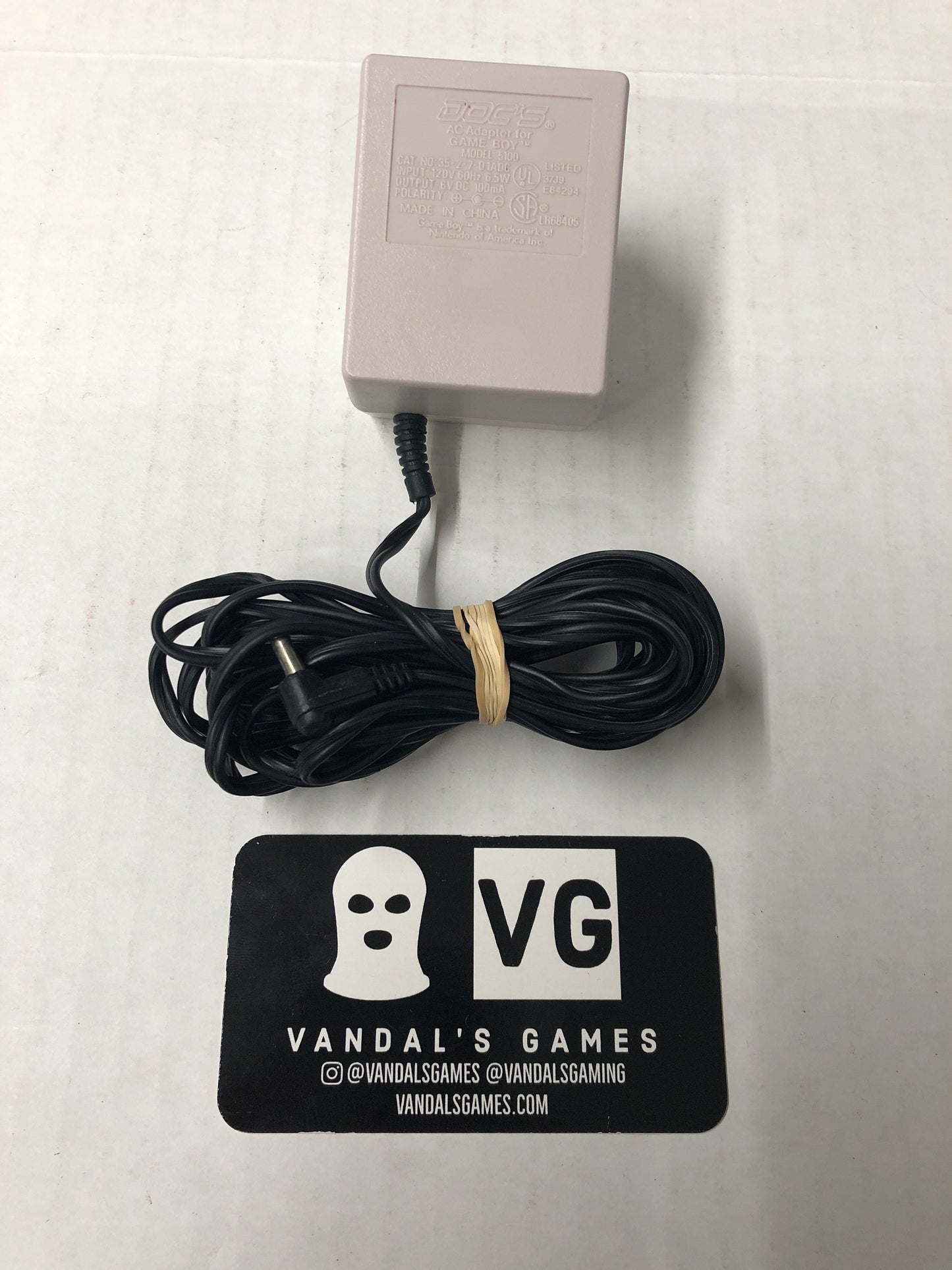 GB - Doc's AC Adapter Model 5100 Nintendo GameBoy Tested #111