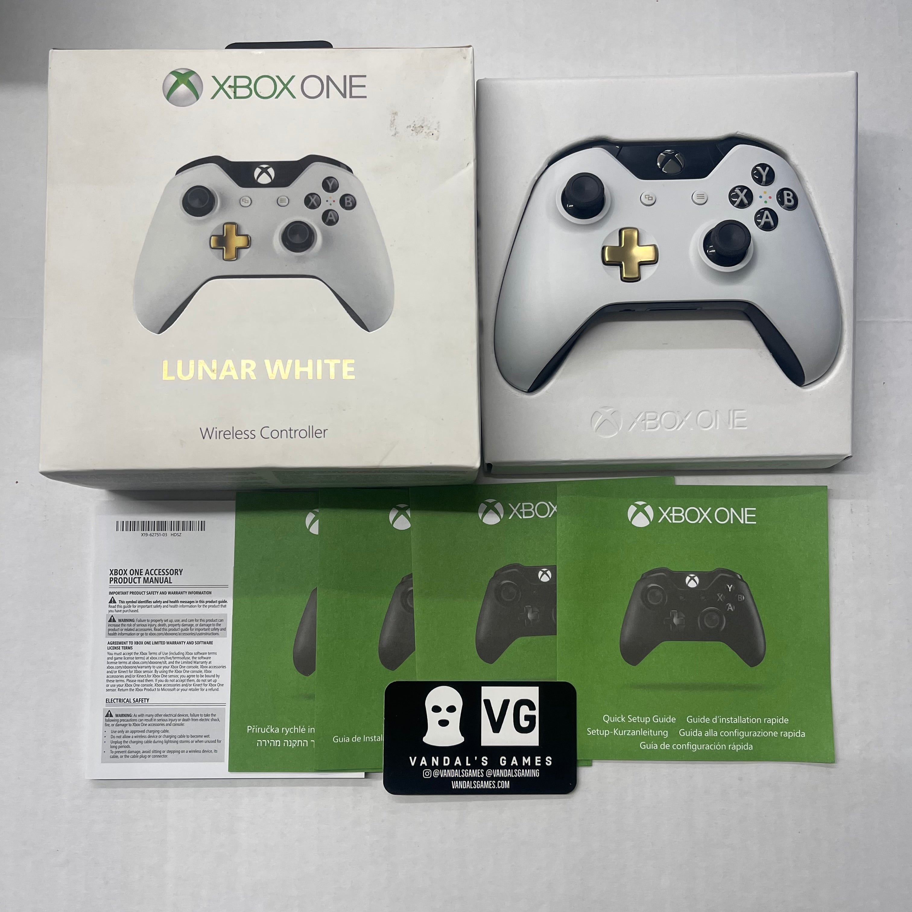 Microsoft Xbox 360 deals White Console 1 Controller